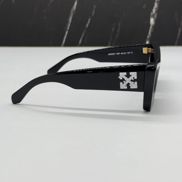 NEW OFF-WHITE SUNGLASSES, BLACK CAT EYE WOMEN EYEWEAR OFF-WHITE ACCRA 007 BLACK